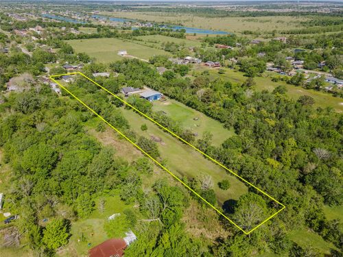 1803 Avenue Q, Santa Fe, TX, 77510-8995 | Card Image