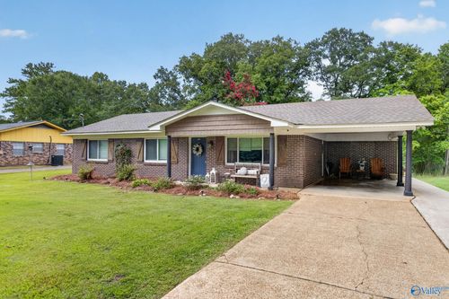 2129 Cove Cir, Hokes Bluff, AL, 35903-7359 | Card Image