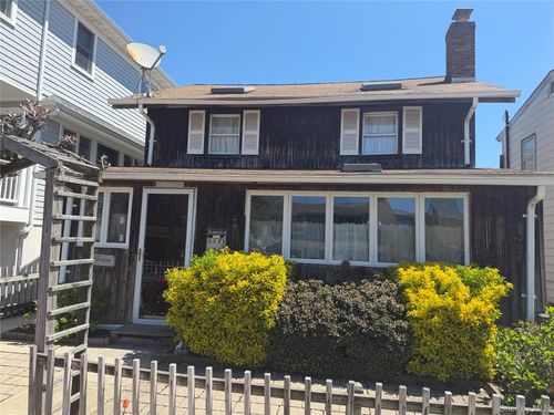74 California St, Long Beach, NY, 11561-1607 | Card Image