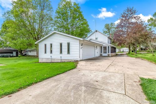 224 Marshall St, Litchfield, MI, 49252-9740 | Card Image