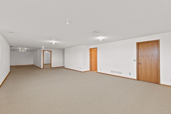 W9722 Cousins Court, House other with 3 bedrooms, 4 bathrooms and null parking in CALAMUS WI | Image 34