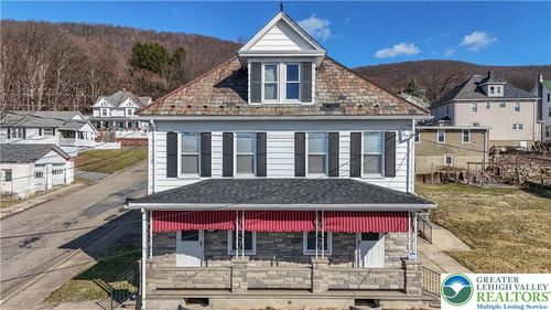 321 W Babbitt Ave, Pen Argyl, PA, 18072-1430 | Card Image