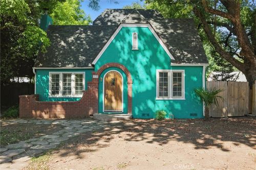 915 Poplar St, Chico, CA, 95928-5834 | Card Image