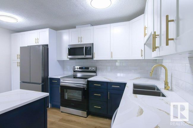 102 Primrose Gdns Nw, Townhouse with 3 bedrooms, 2 bathrooms and null parking in Edmonton AB | Image 8
