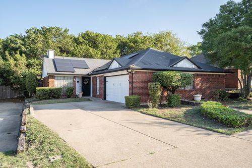 6447 Royal Cedar Drive, Dallas, TX, 75236 | Card Image