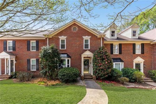 48 Huntington Place Dr, Sandy Springs, GA, 30350-1814 | Card Image