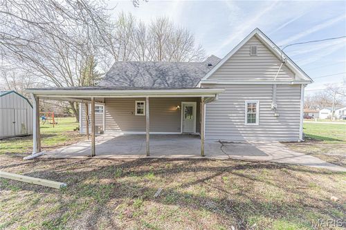 202 W Canada St, STURGEON, MO, 65284-9352 | Card Image