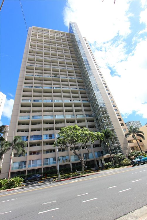 1207-555 University Ave, Honolulu, HI, 96826-5022 | Card Image