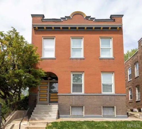 1933 Wyoming St, Saint Louis, MO, 63118-2523 | Card Image