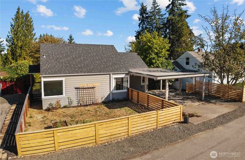 234 S Yantic Ave, Bremerton, WA, 98312-4106 | Card Image