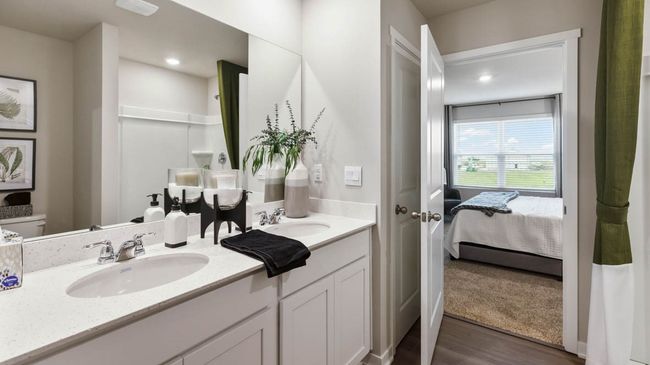 9603 Brighton Way Sw, House other with 3 bedrooms, 2 bathrooms and null parking in Cedar Rapids IA | Image 12
