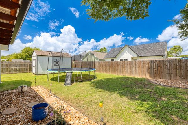 312 Holly Ave, House other with 3 bedrooms, 3 bathrooms and null parking in Luling TX | Image 25