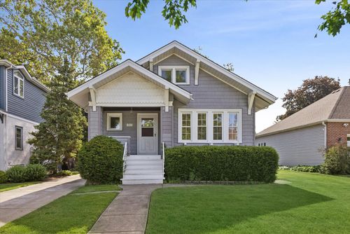 313 N Larch Ave, Elmhurst, IL, 60126-2311 | Card Image
