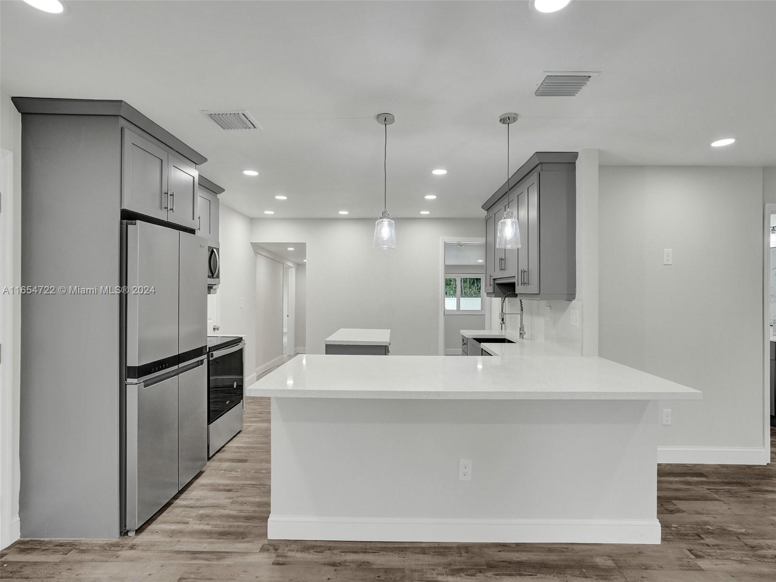 Conroy Dr, West Palm Beach, FL 33403