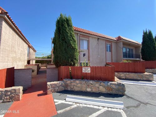 apt-f1-252 Shadow Mountain Dr, El Paso, TX, 79912-4713 | Card Image