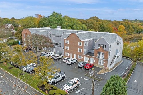 ste-205-212 Humphrey St, Marblehead, MA, 01945-1663 | Card Image