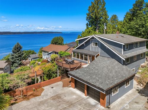 2714 Sw 152nd Pl, Burien, WA, 98166-2071 | Card Image