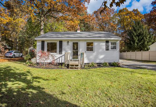 14676 154th Ave Avenue, Grand Haven Charter Township, MI, 49417 | Card Image