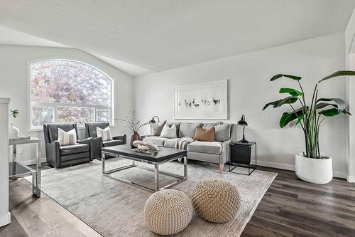 1923 Strathcona Terrace, Strathmore, AB, T1P1S8 | Card Image