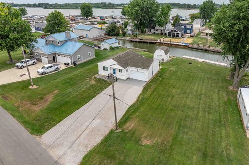 3125 W Canal Rd, Port Clinton, OH, 43452-9698 | Card Image