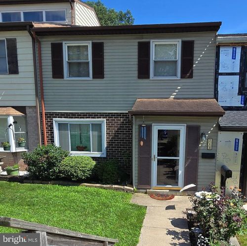712 Hamilton Rd, EAST GREENVILLE, PA, 18041-1725 | Card Image