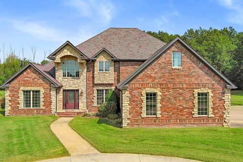 110 Crestwood Est, Pittsburg, KS, 66762-5298 | Card Image