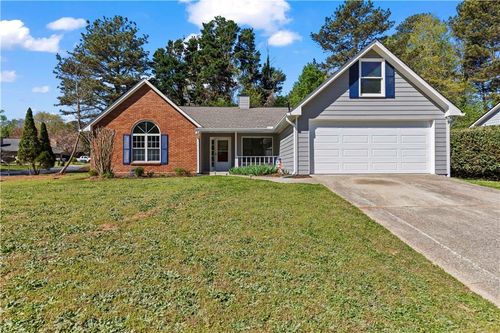 3044 Wildflower Ln, Snellville, GA, 30039-4082 | Card Image