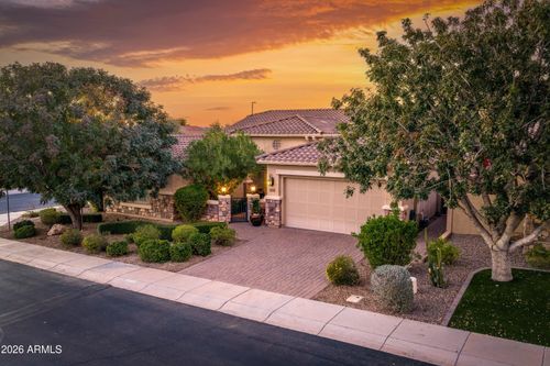 3738 E Riopelle Ave, Gilbert, AZ, 85298-4272 | Card Image