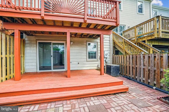 5521 Lakewhite Ct, Townhouse with 3 bedrooms, 4 bathrooms and null parking in FAIRFAX VA | Image 37
