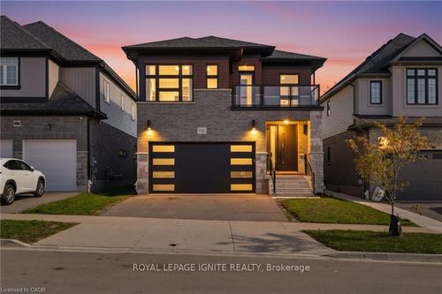 156 Ridgemount St, Kitchener, ON, N2P0K4 | Card Image