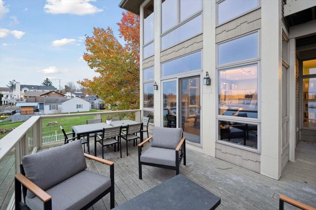 2490 Lakeview Dr, House other with 3 bedrooms, 4 bathrooms and null parking in Clarklake MI | Image 5