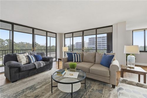 201-11 Bluebill Ave, NAPLES, FL, 34108-1719 | Card Image