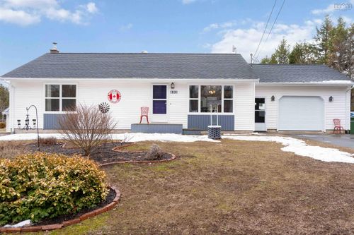 402 Ward Rd, Greenwood Square, NS, B0P1R0 | Card Image