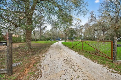 31915 Debbi Ln, Magnolia, TX, 77355-4046 | Card Image