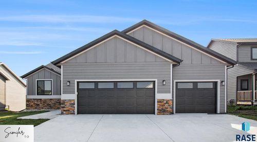 708 Creekside Trl, Harrisburg, SD, 57032-2516 | Card Image