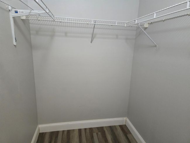 701 Villa Cir, Condo with 2 bedrooms, 2 bathrooms and null parking in Boynton Beach FL | Image 6