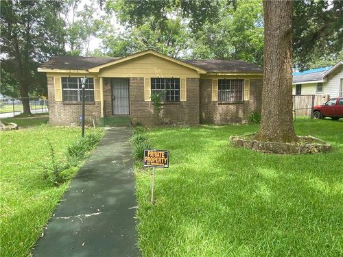701 Bond St, Mobile, AL, 36607-1203 | Card Image