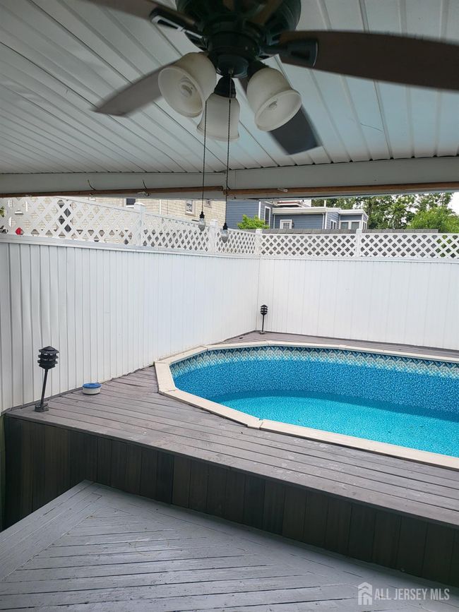 72 High St, House other with 2 bedrooms, 3 bathrooms and null parking in Perth Amboy NJ | Image 19