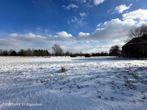 1117 Carrie Lynn Dr, Bay City, MI, 48706-9399 | Card Image