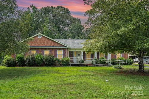 216 Chadmore Dr, Charlotte, NC, 28270-2723 | Card Image