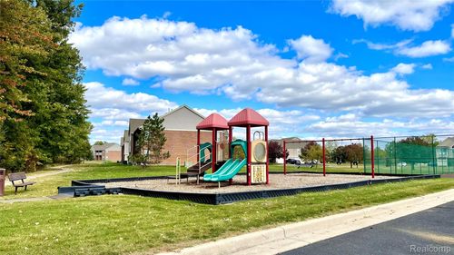 51641 Hale Ln, Chesterfield, MI, 48051-2343 | Card Image