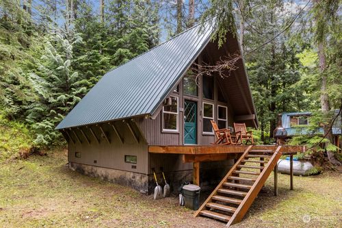 86919 Ne 122nd St, Skykomish, WA, 98288 | Card Image