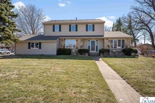 1805 Marie Ln, North Mankato, MN, 56003-3410 | Card Image
