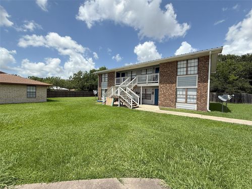 1601 Meadowview Dr, Port Lavaca, TX, 77979-3747 | Card Image