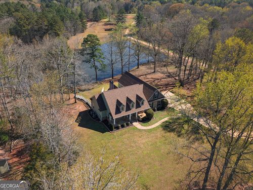 135 Fischer Spur Road, Newnan, GA, 30265 | Card Image