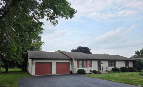 370 E Kinsey Dr, Russiaville, IN, 46979-9151 | Card Image