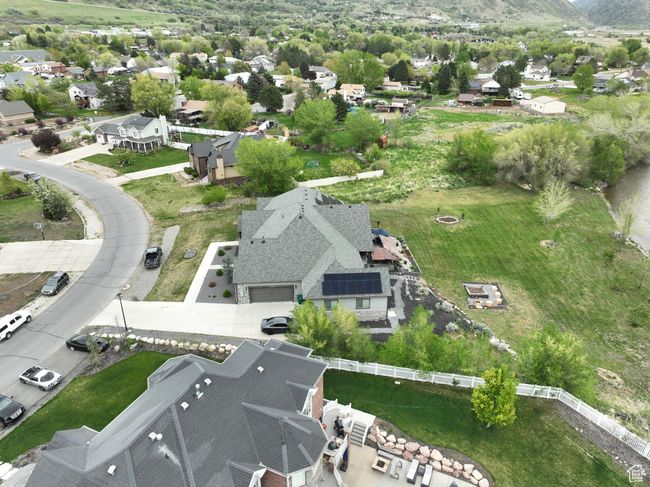 Aerial view with a residential view | Image 52