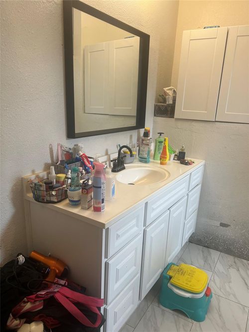 22360 E Martin Dr, Porter, TX, 77365-5704 | Card Image