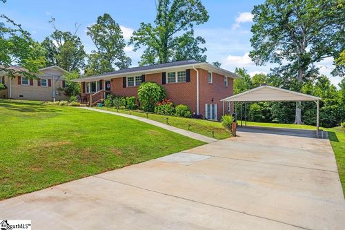 16 County Cork Dr, Greenville, SC, 29611-1802 | Card Image
