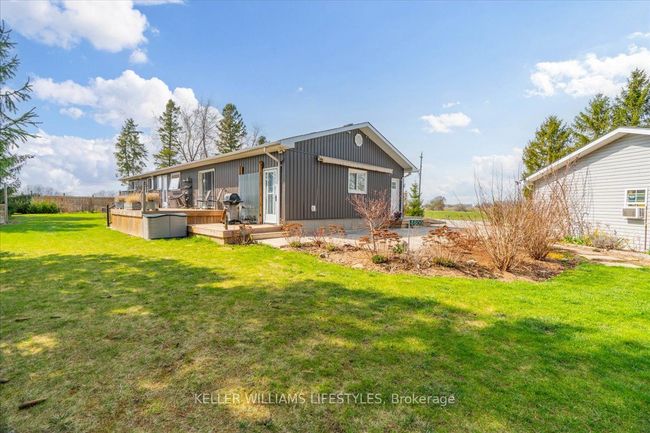 4609 Douglas Line, House other with 4 bedrooms, 2 bathrooms and 5 parking in Town Of Plympton Wyoming ON | Image 34